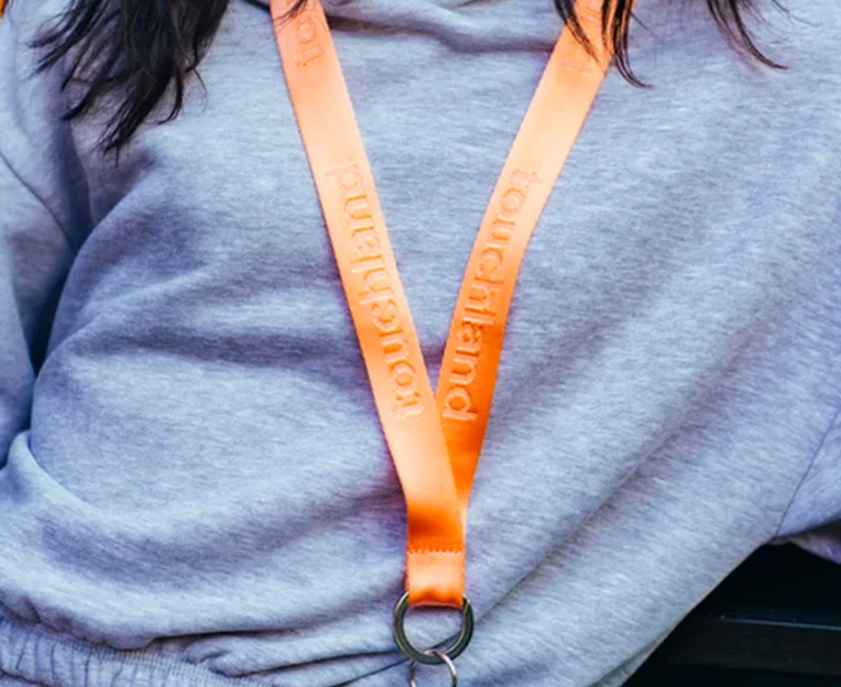 lanyard wide