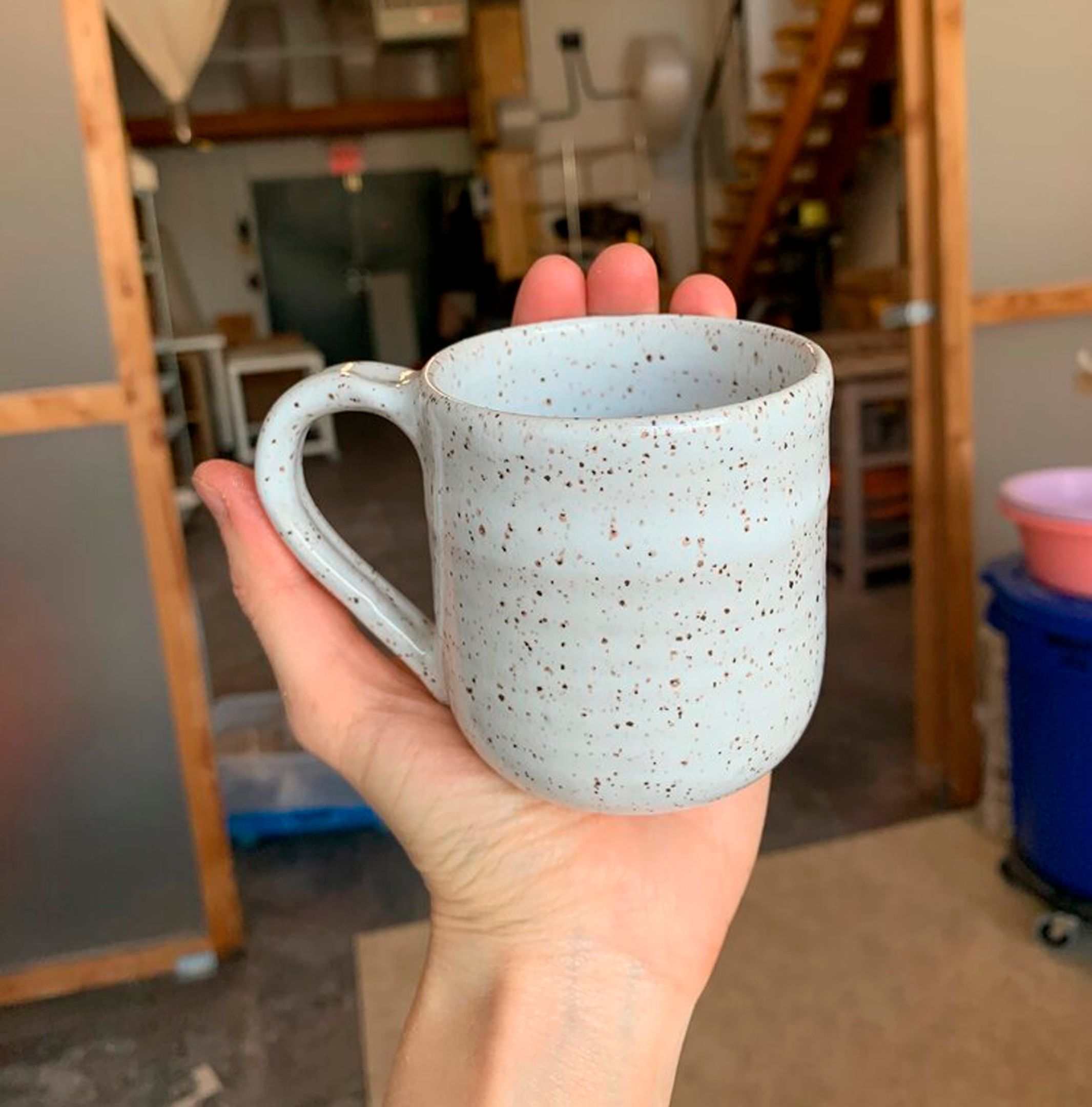 5 to 6 oz mug