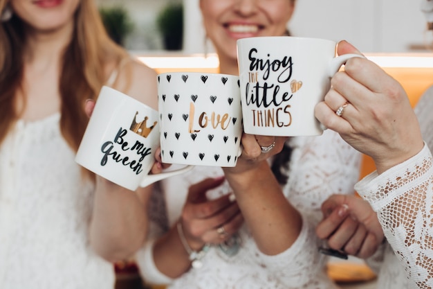 personalized mugs