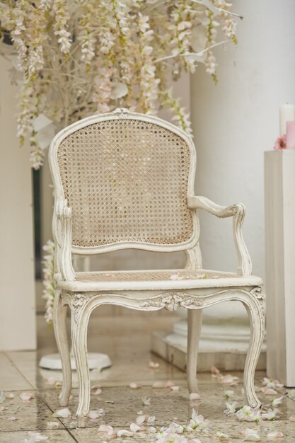 vintage furniture for wedding decor