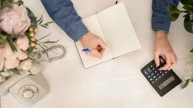 seeting up wedding budget