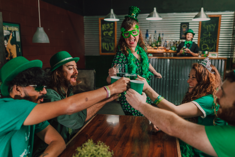 A St. Patrick's Day party (thebeijinger.com)