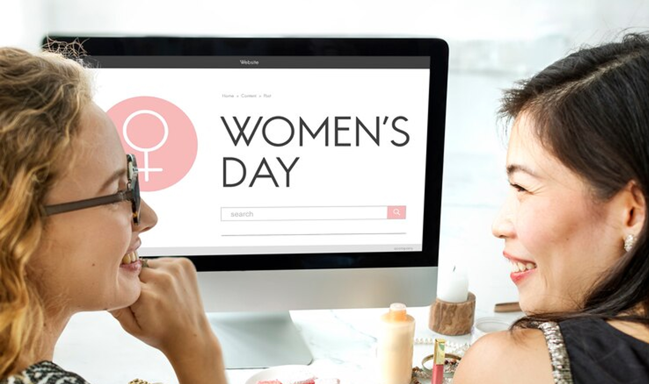gift for women's history