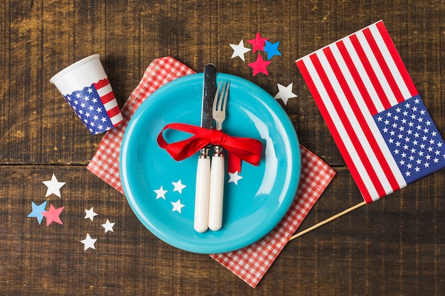 tableware for veterans day