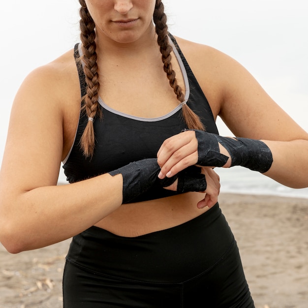 weightlifting gloves