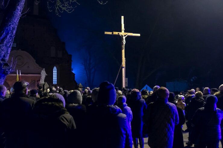 Lenten Rites and 'Salubong'